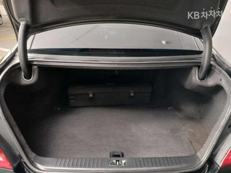 Hyundai Equus(신형)VS460 Prestige - 18