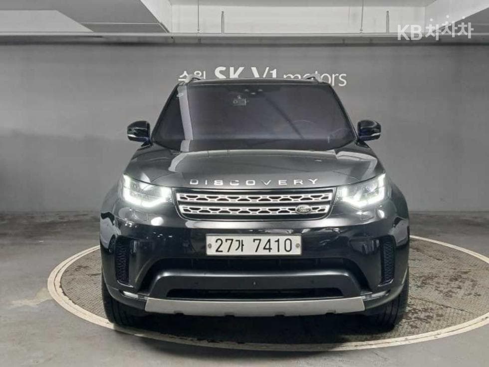 Land Rover 디스커버리5 3.0 TD6 HSE Luxury - Image 1