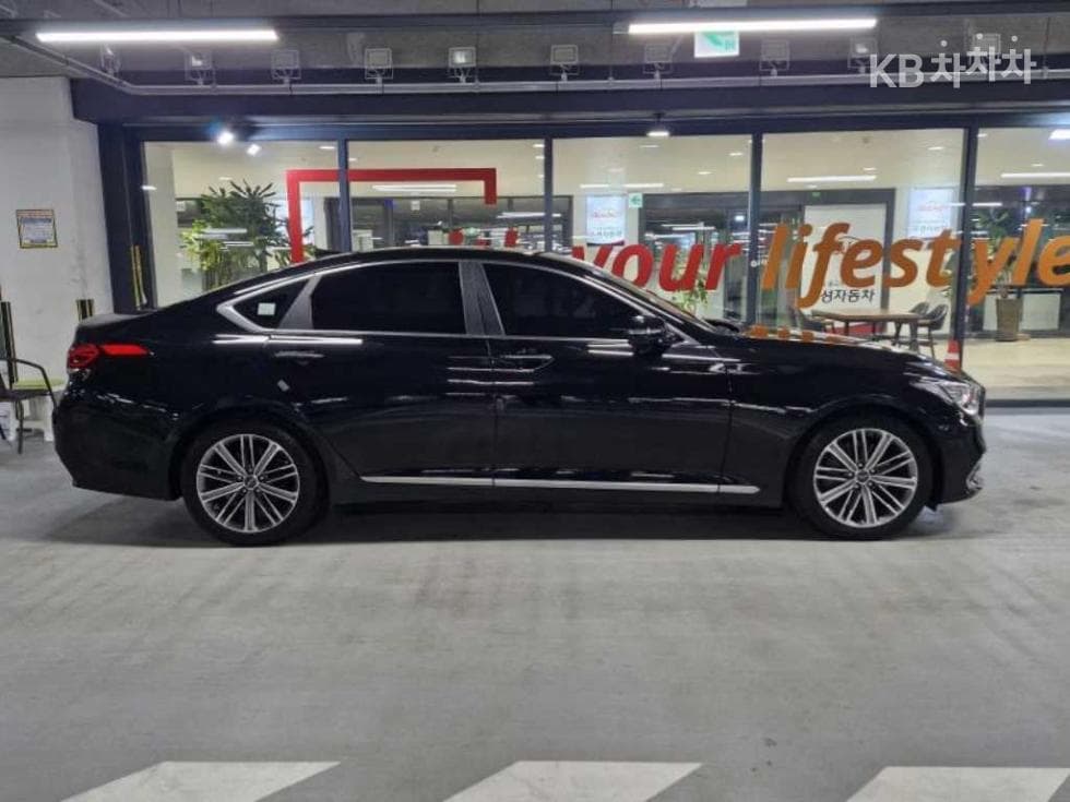 Genesis G803.3 GDI AWD Luxury - 3