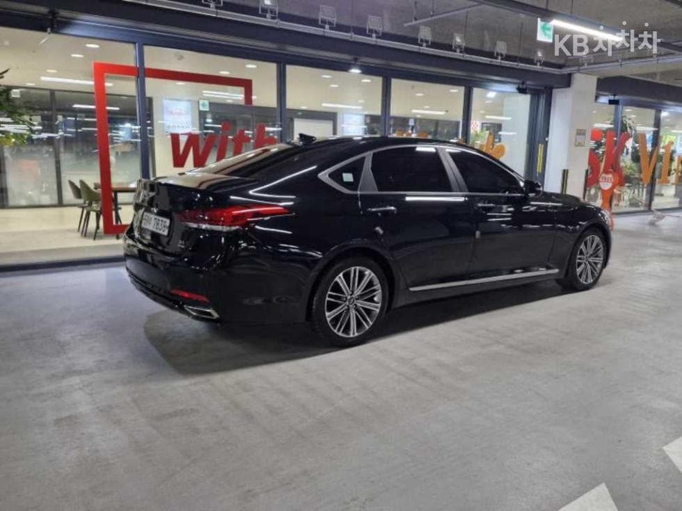 Genesis G803.3 GDI AWD Luxury - 4