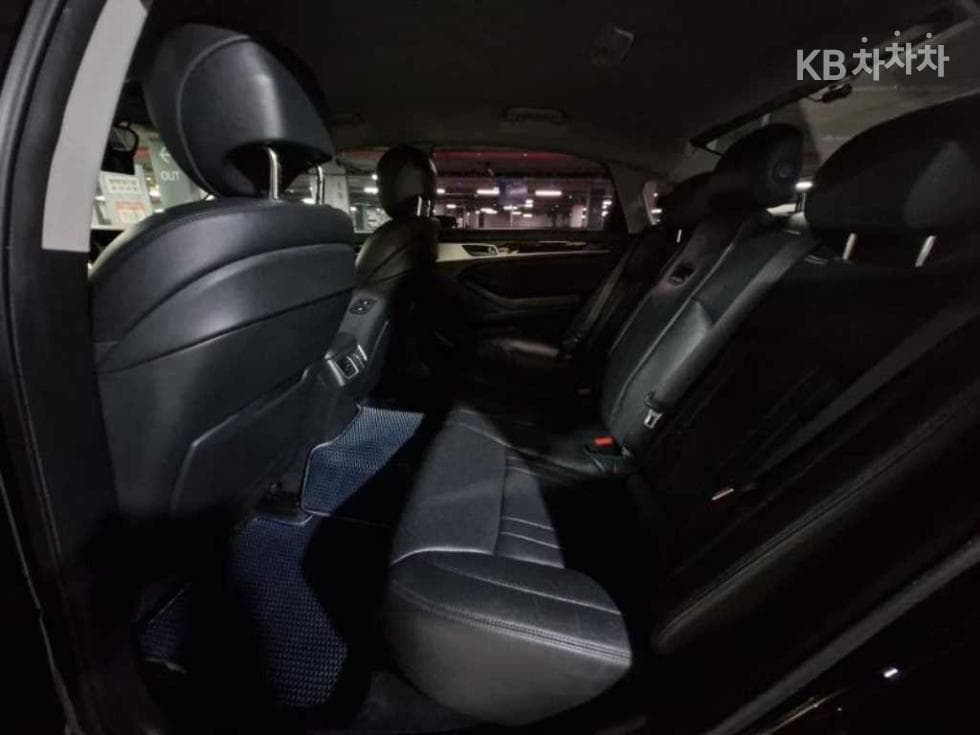 Genesis G803.3 GDI AWD Luxury - 7