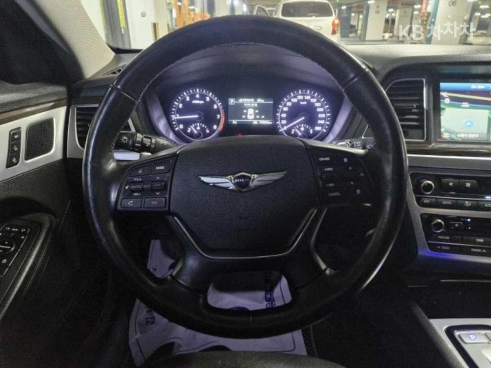 Genesis G803.3 GDI AWD Luxury - 9
