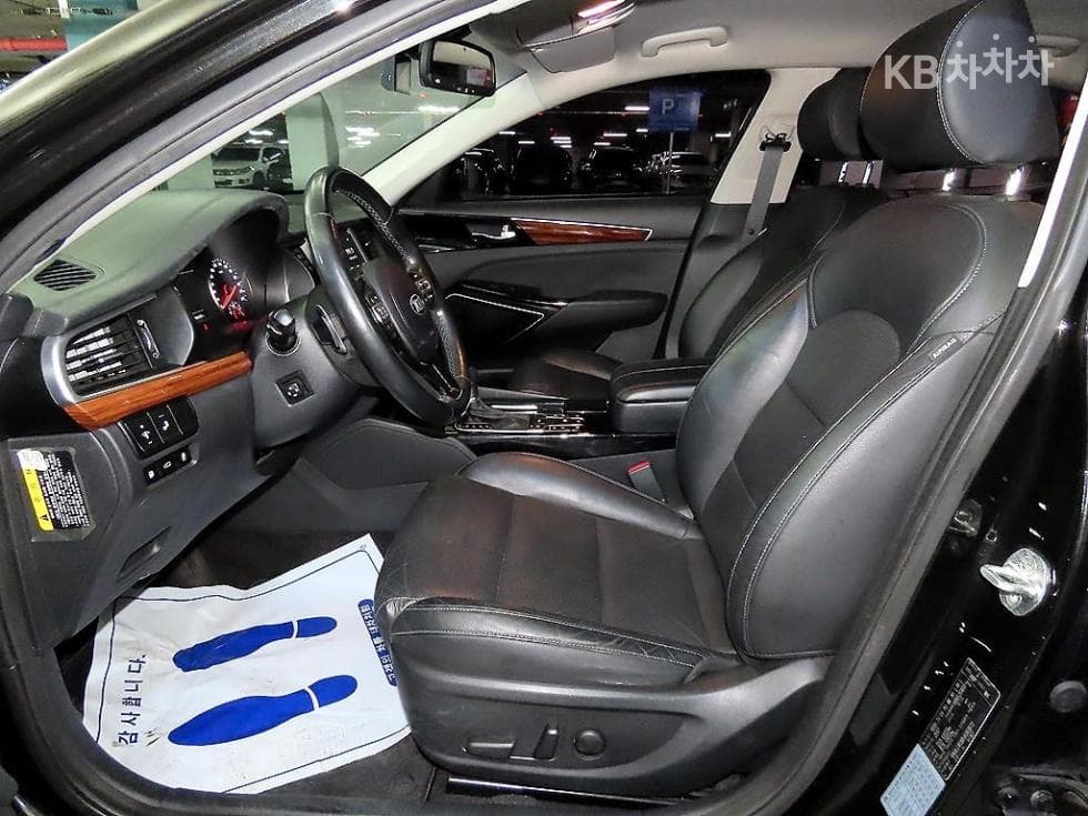 Kia All New K73.3 GDi Limited Plus - 6