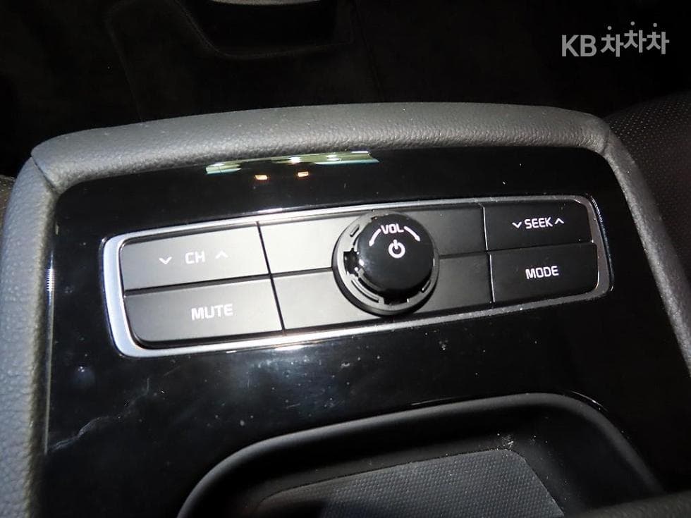 Kia All New K73.3 GDi Limited Plus - 16