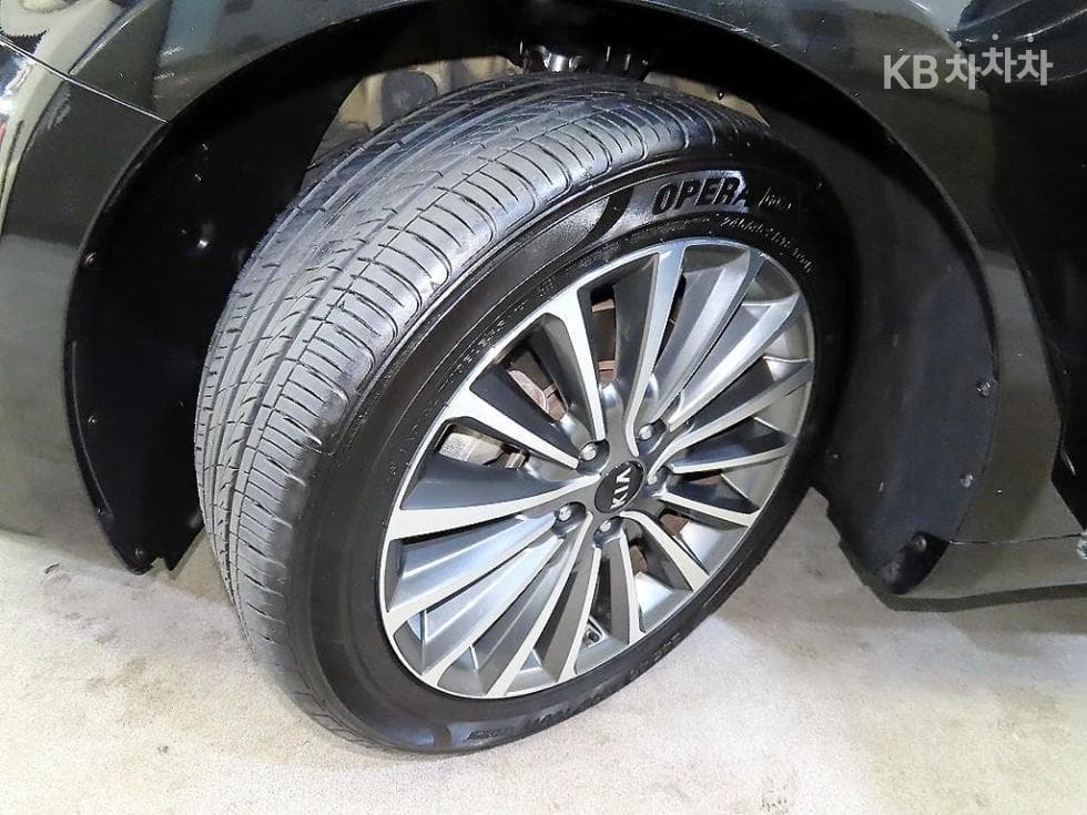 Kia All New K73.3 GDi Limited Plus - 20