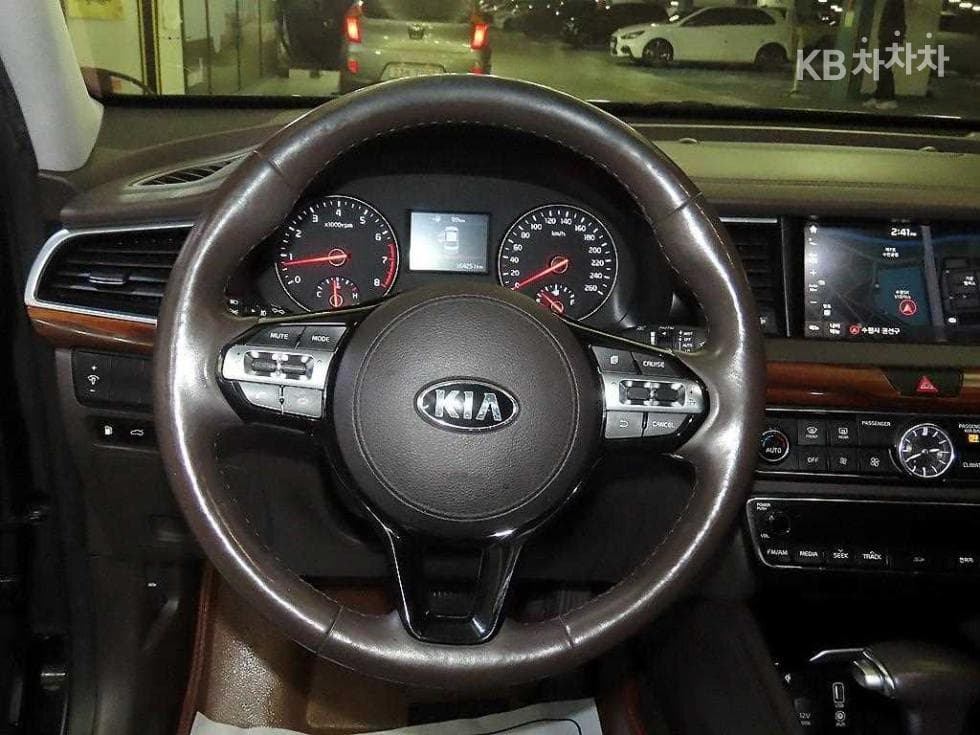 Kia All New K73.3 GDI Noblesse - 8