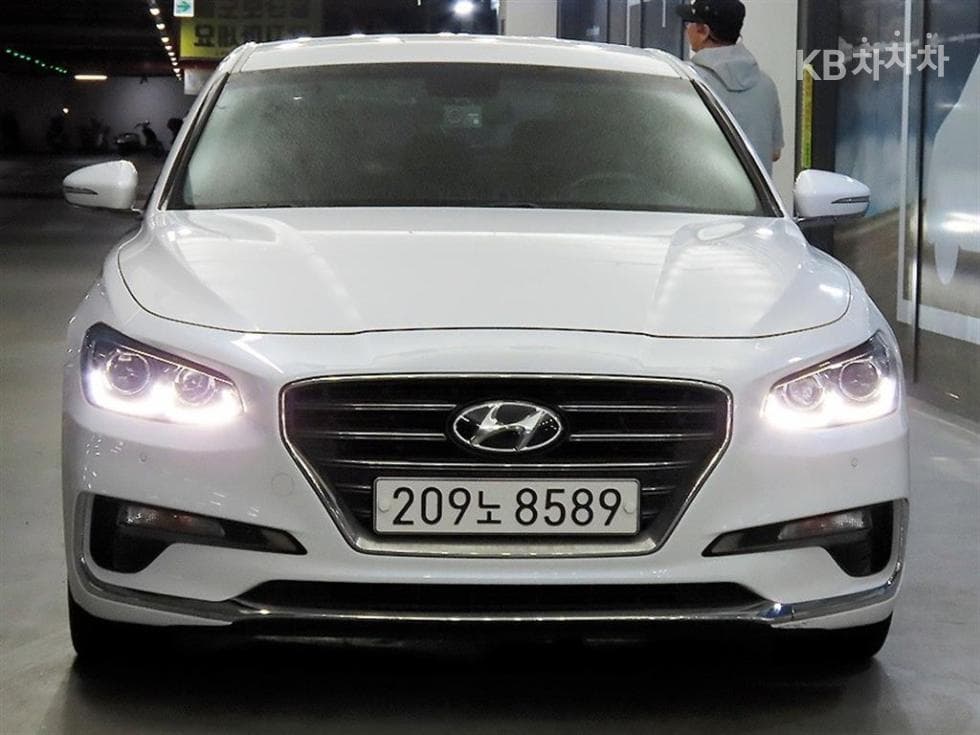 Hyundai Grandeur (Azera)IGRental car 3.0 Gasoline Modern 베이직 Standard - 2
