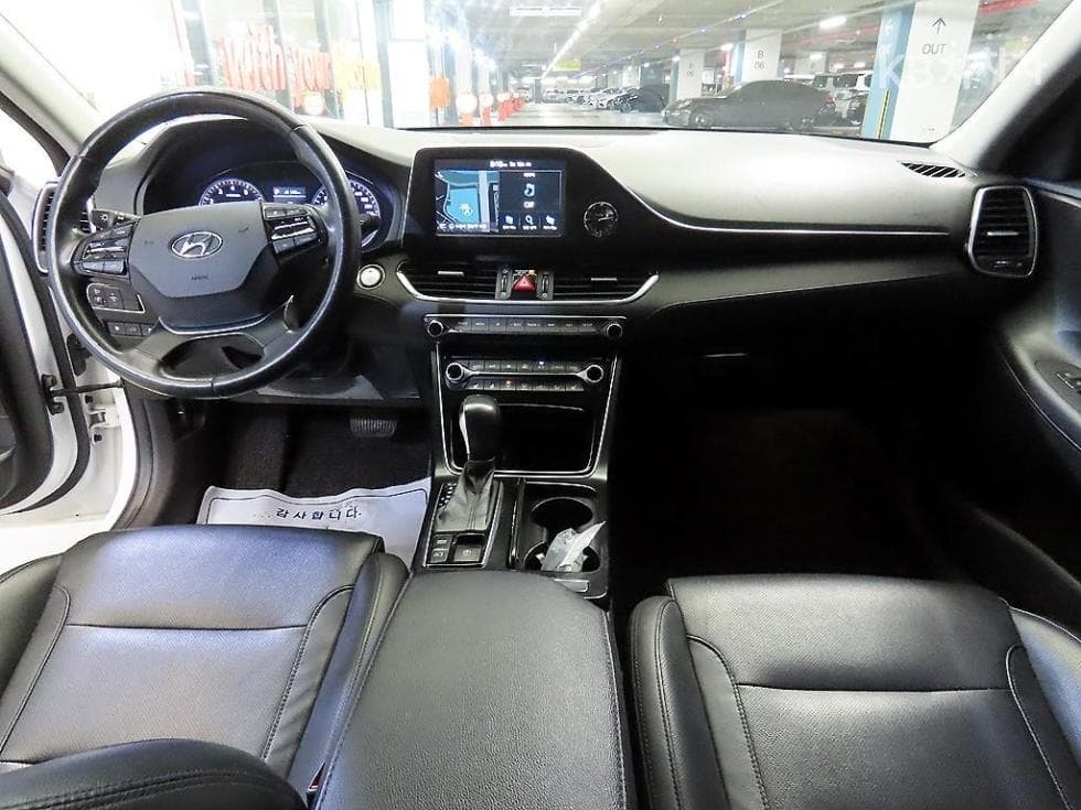 Hyundai Grandeur (Azera)IGRental car 3.0 Gasoline Modern 베이직 Standard - 10