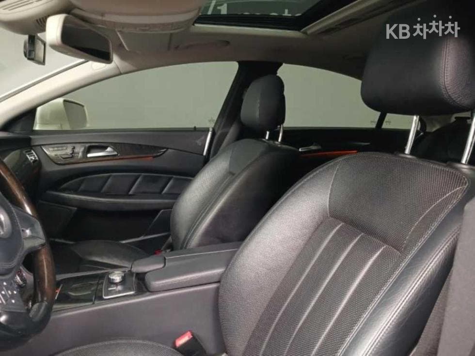Mercedes-Benz CLS클래스(W218)CLS 350 Gasoline 블루이피션시 W218 - 7