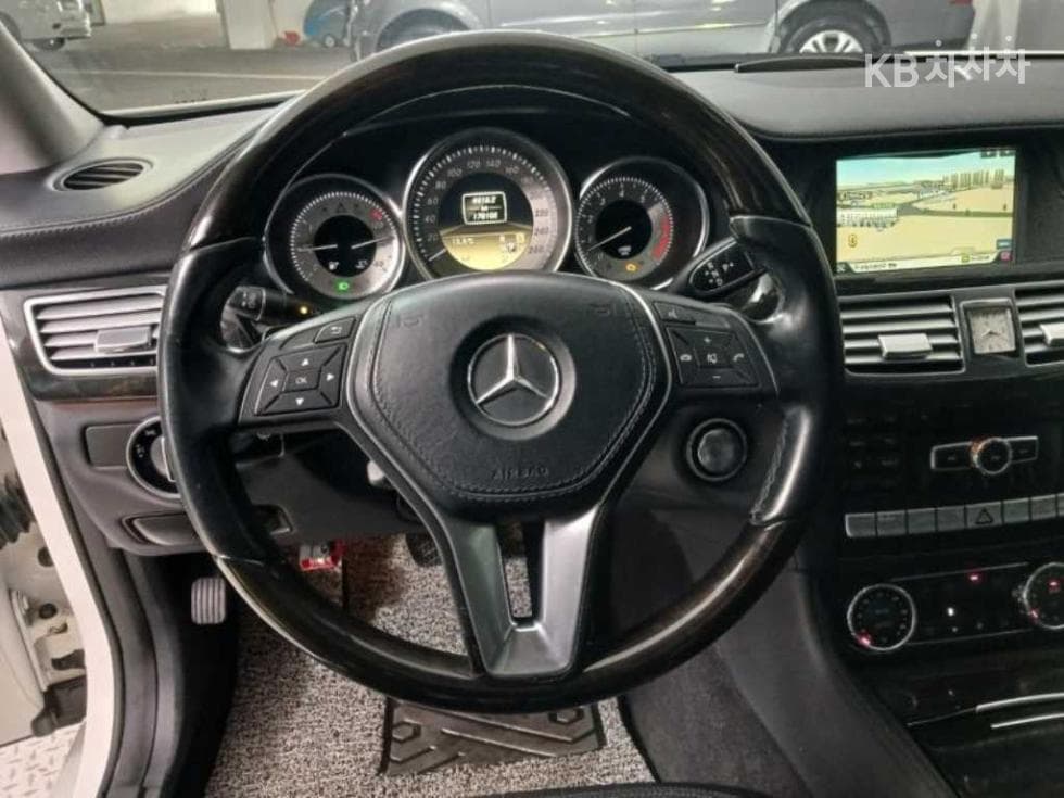 Mercedes-Benz CLS클래스(W218)CLS 350 Gasoline 블루이피션시 W218 - 13
