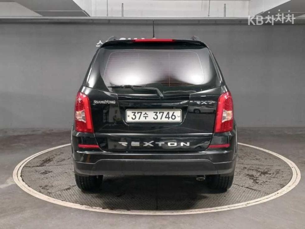 KG Mobility RextonW7-seater (Limousine) 4WD RX7 Luxury - 2