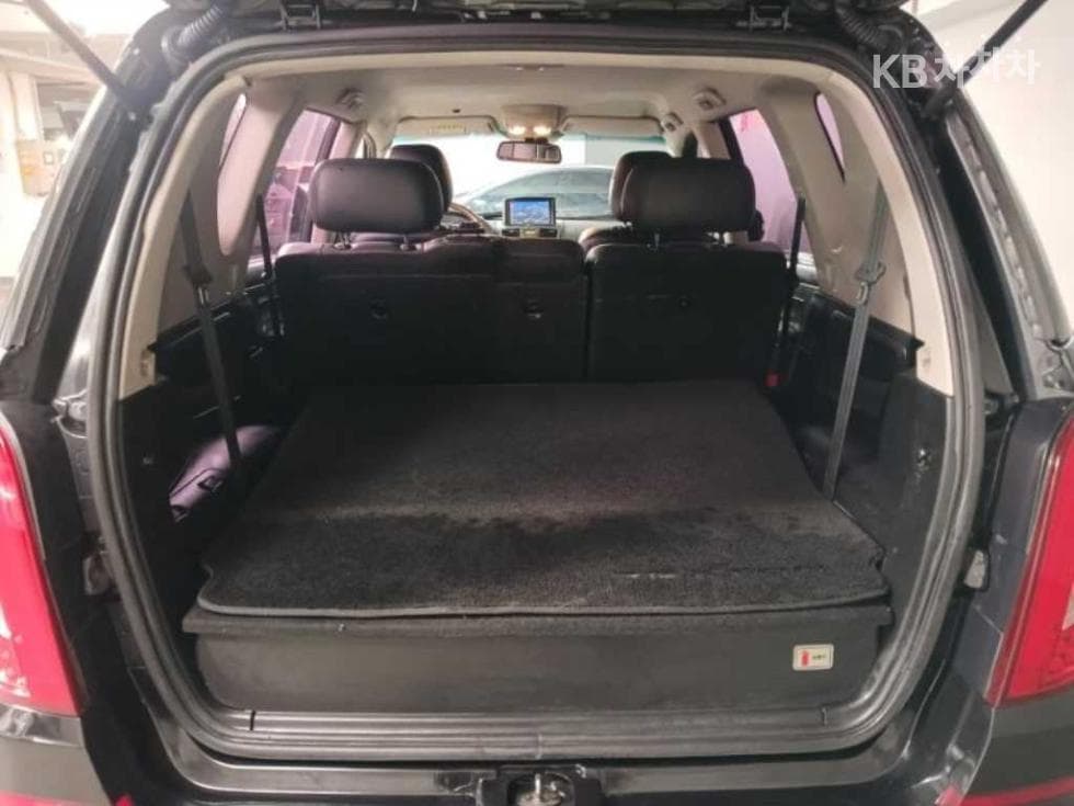 KG Mobility RextonW7-seater (Limousine) 4WD RX7 Luxury - 18