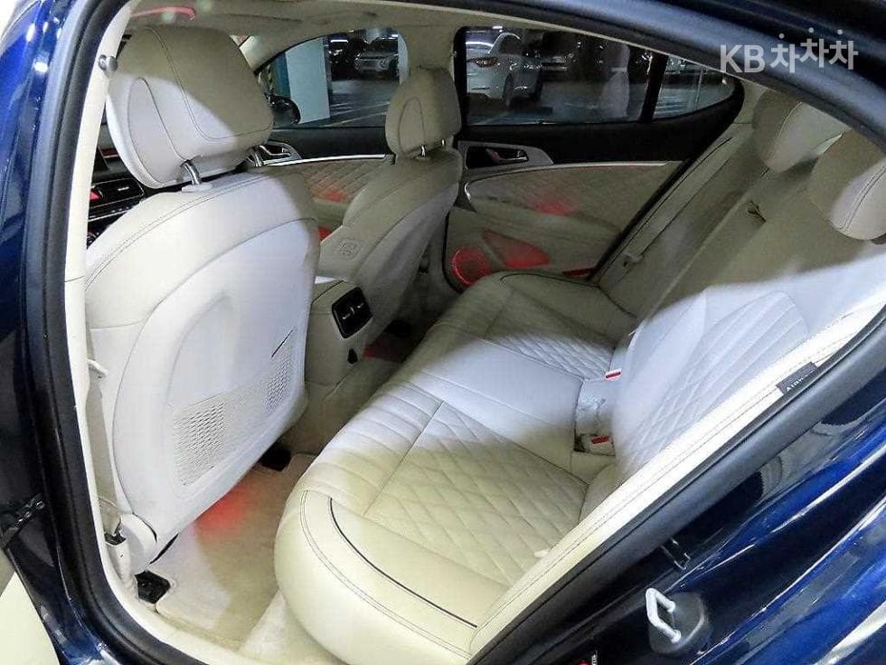 Genesis G70 SPORT3.3T SPORT AWD Prestige - 7