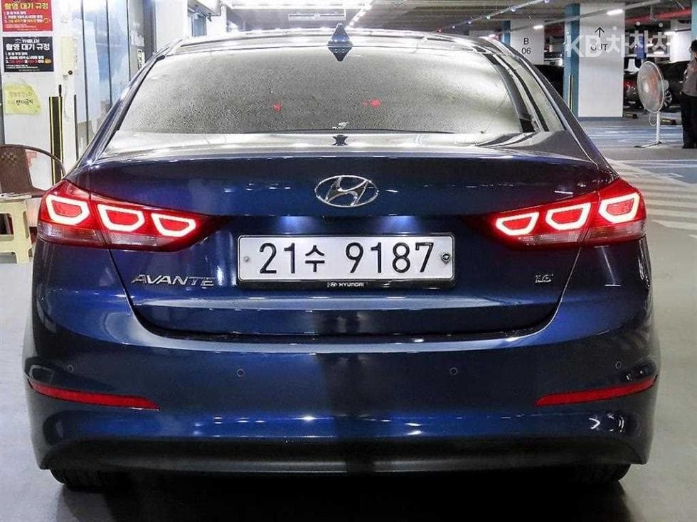Hyundai Avante (Elantra)AD1.6 GDi Smart - 5