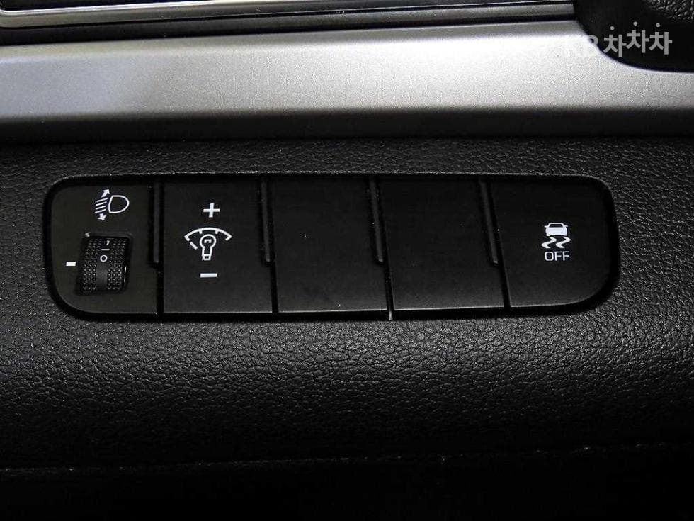 Hyundai Avante (Elantra)AD1.6 GDi Smart - 14
