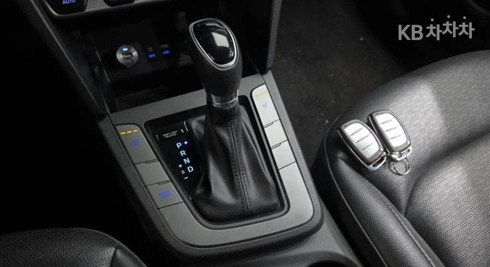 Hyundai The New (facelift) Avante (Elantra) ADSmartstream G1.6 Smart초이스 - 9
