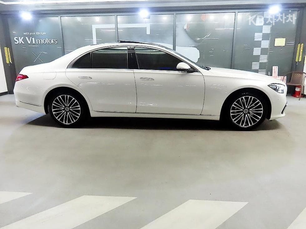Mercedes-Benz S-Клас W223S350d Стандартен - 3
