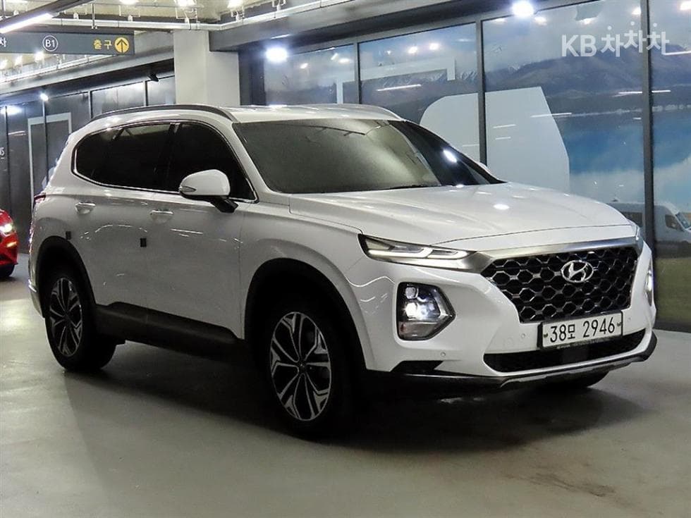 Hyundai Santa Fe TM Diesel 2.0 2WD Exclusive Special (special feature/edition) - Image 1