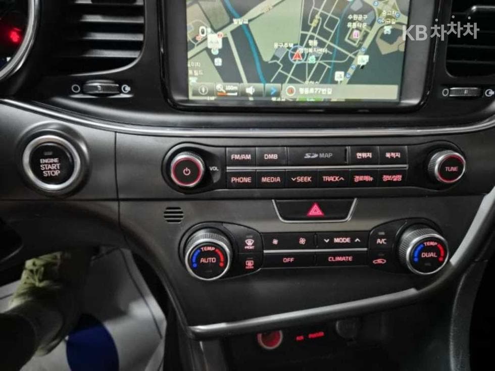 Kia The New (facelift) K5LPI Luxury 경제형 - 10