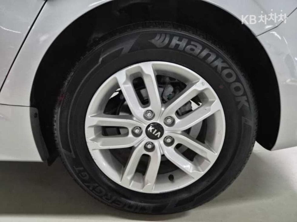 Kia The New (facelift) K5LPI Luxury 경제형 - 18