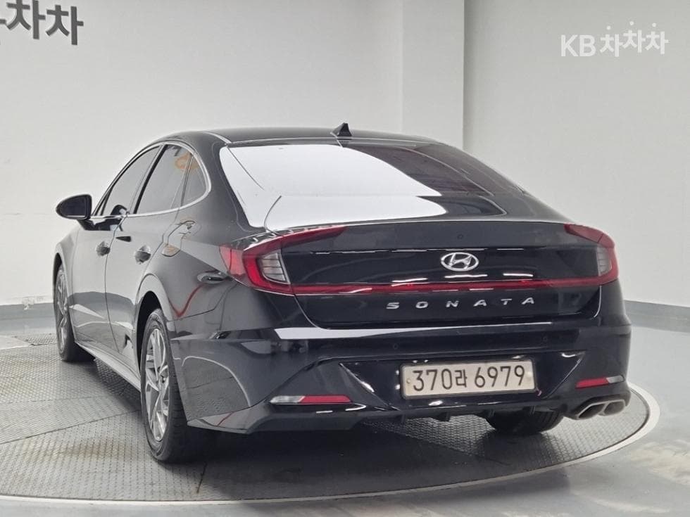 Hyundai Sonata (DN8)1.6 T Modern - 2