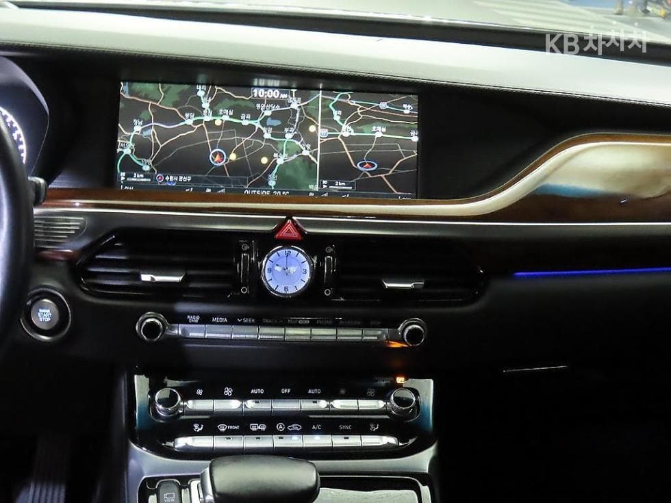 Genesis EQ9005.0 GDI AWD Prestige - 11
