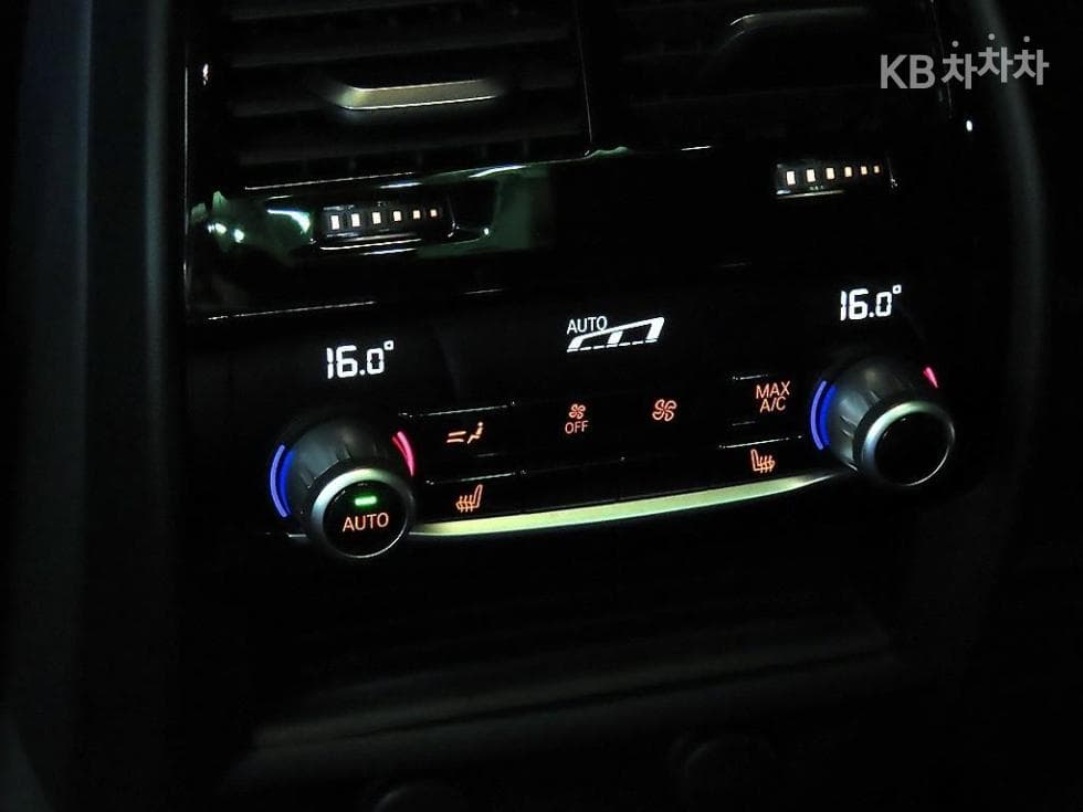 BMW 올New5 Series (G30)540i xDrive M Sport Plus - 14