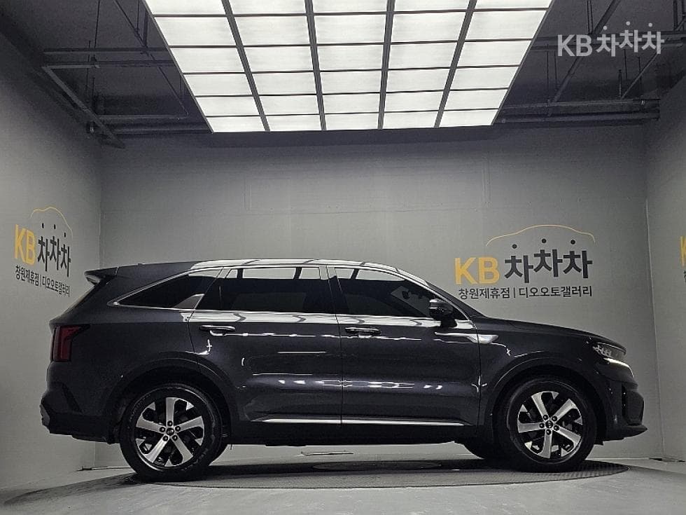 Kia Sorento 4th generation2.2 Diesel 2WD Trendy - 4