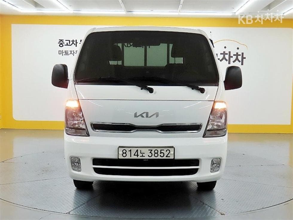 Kia The New (facelift) Bongo 3 (light truck)1 Ton King Cab Extra Long 2WD L Light