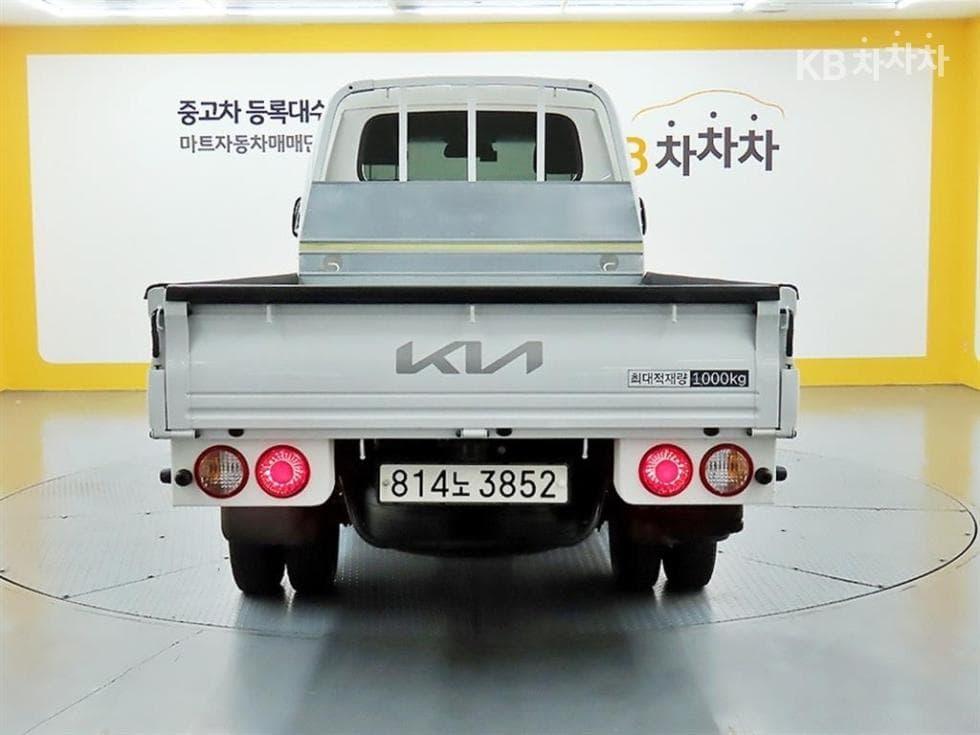 Kia The New (facelift) Bongo 3 (light truck)1 Ton King Cab Extra Long 2WD L Light - 3