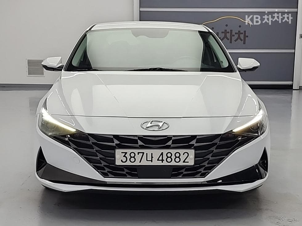 Hyundai All New Avante (Elantra)(CN7)1.6 Gasoline Modern - 2
