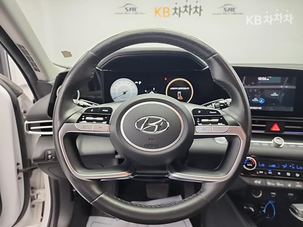Hyundai All New Avante (Elantra)(CN7)1.6 Gasoline Modern - 9