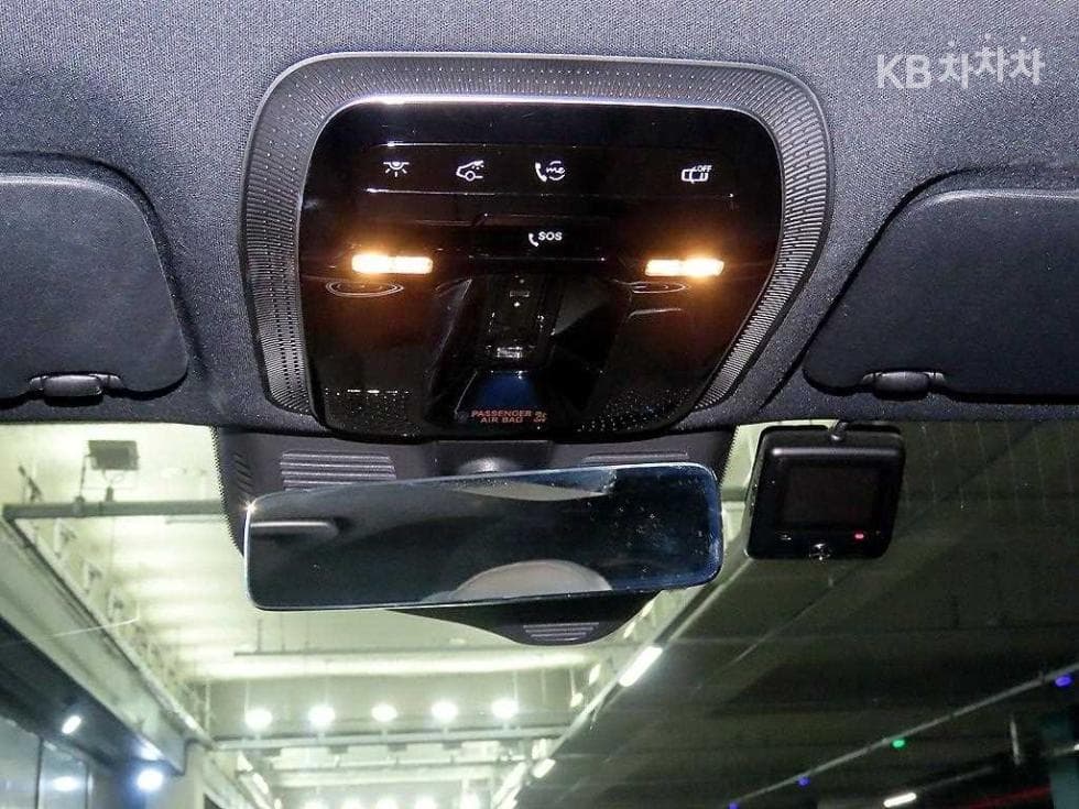Mercedes-Benz C-Class 6세대(W206)C300 4Matic Avantgarde - 16