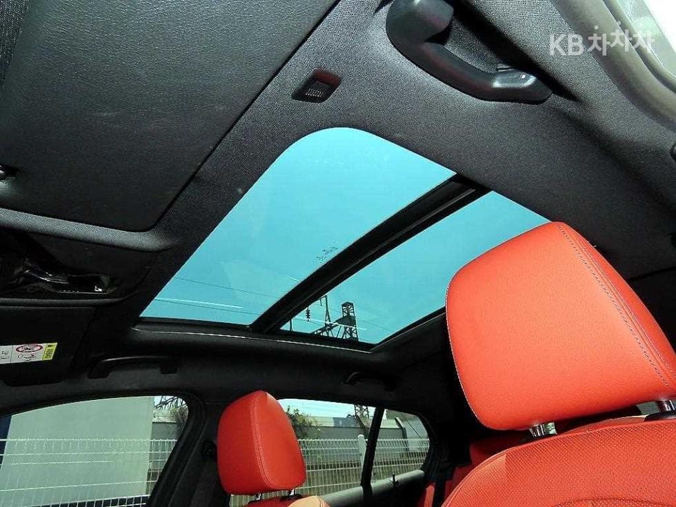 BMW 1시리즈 (F40)120i M Sport - 17