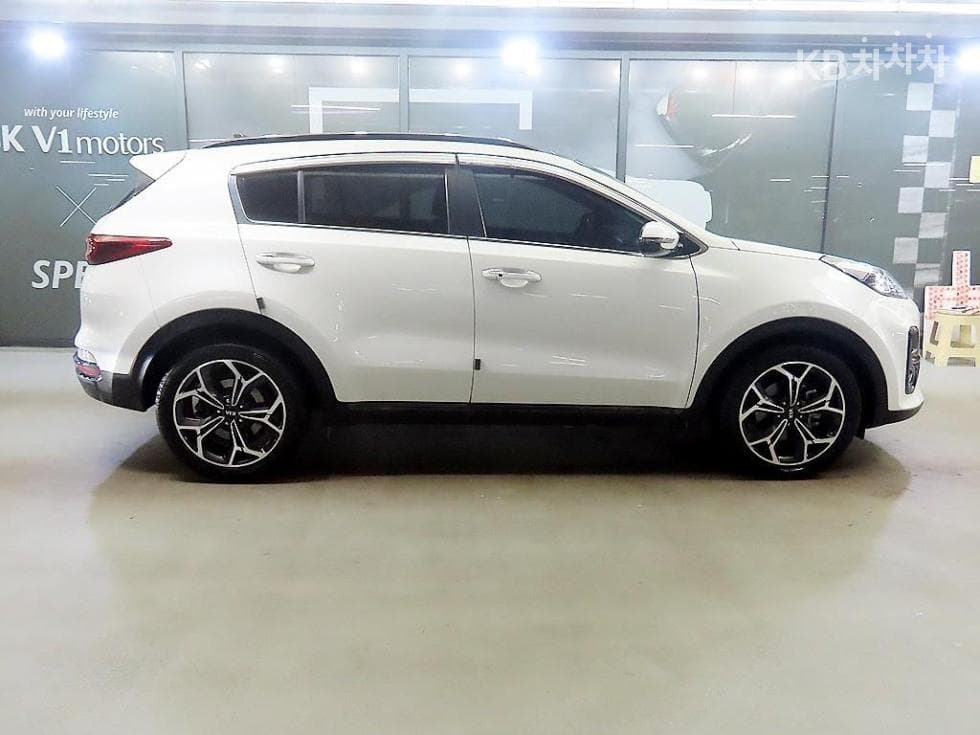 Kia Sportage 더 볼드2.0 Diesel 2WD Seater텔리전트 - 3