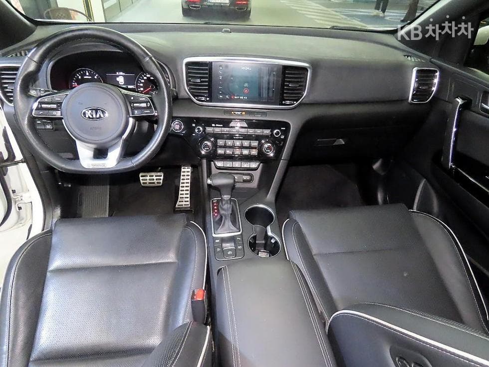 Kia Sportage 더 볼드2.0 Diesel 2WD Seater텔리전트 - 10