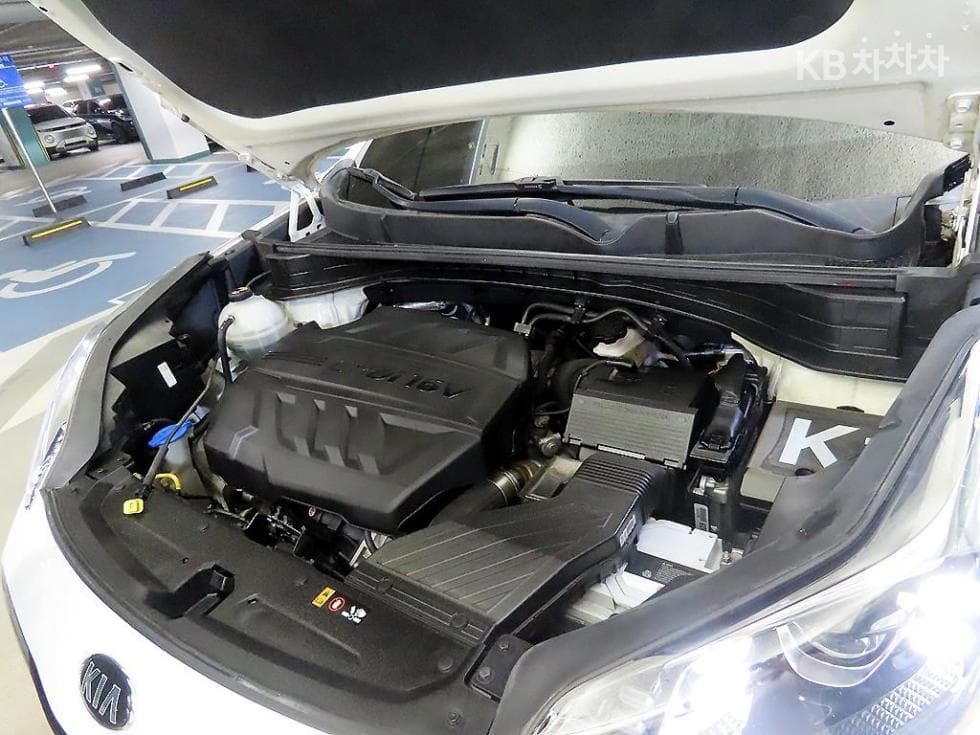 Kia Sportage 더 볼드2.0 Diesel 2WD Seater텔리전트 - 19