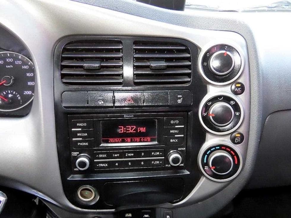 Kia The New (facelift) Bongo 3 (light truck)1 Ton Double Cab Extra Long 2WD L Light - 14