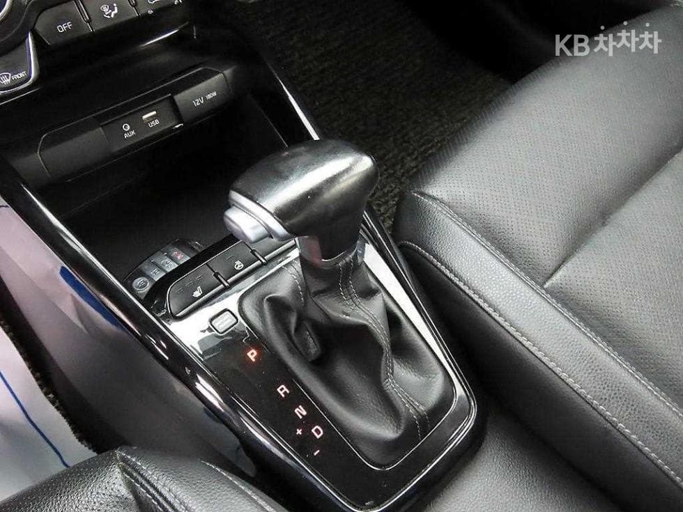 Kia StonicDiesel 1.6 VGT Prestige - 10
