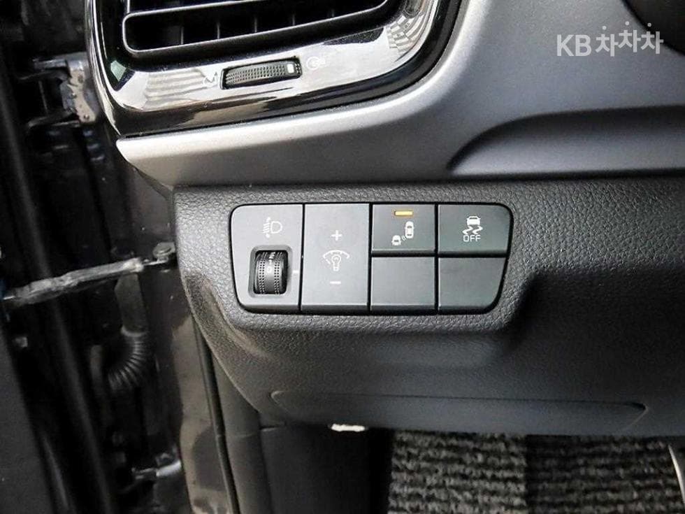 Kia StonicDiesel 1.6 VGT Prestige - 12