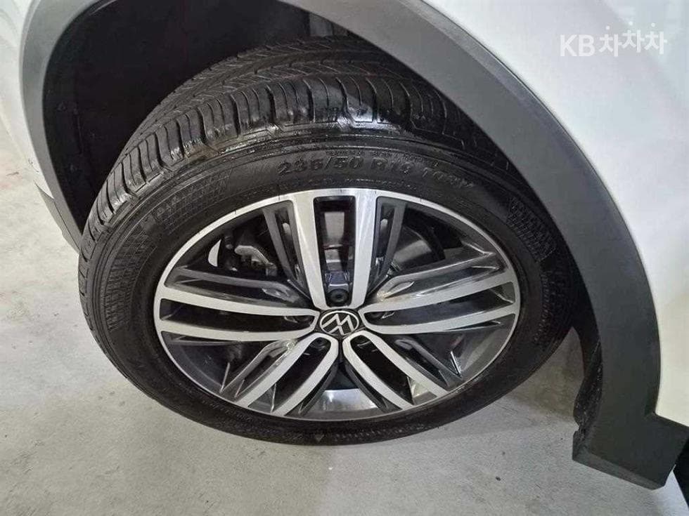 Volkswagen Tiguan Allspace2.0 Turbocharged Stratified Injection (VW) Prestige - 20