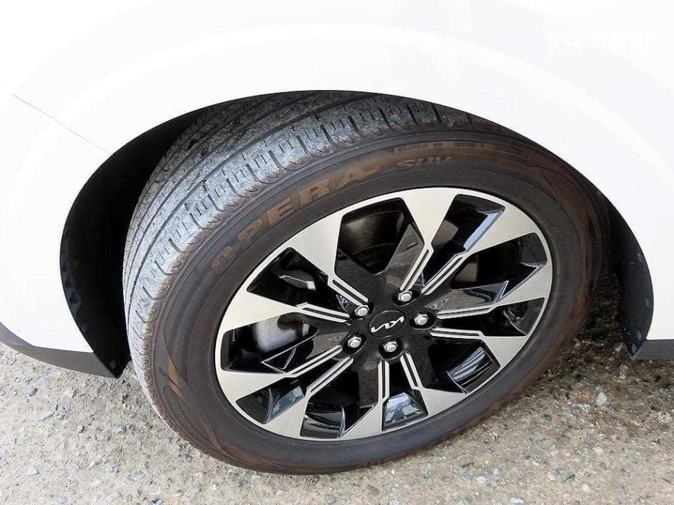 Kia Carnival 4th generationD2.2 9-seater Noblesse - 20
