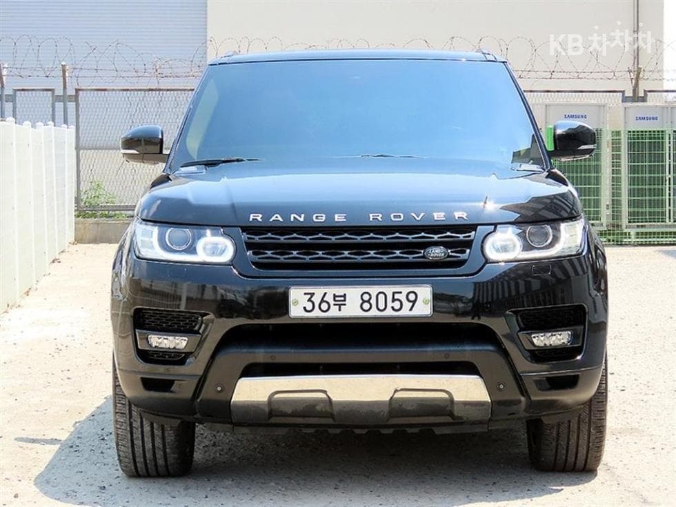 Land Rover Нов Рендж Ровер Спорт 3.0 SC HSE Динамик(2014+ model year refresh) - Image 1