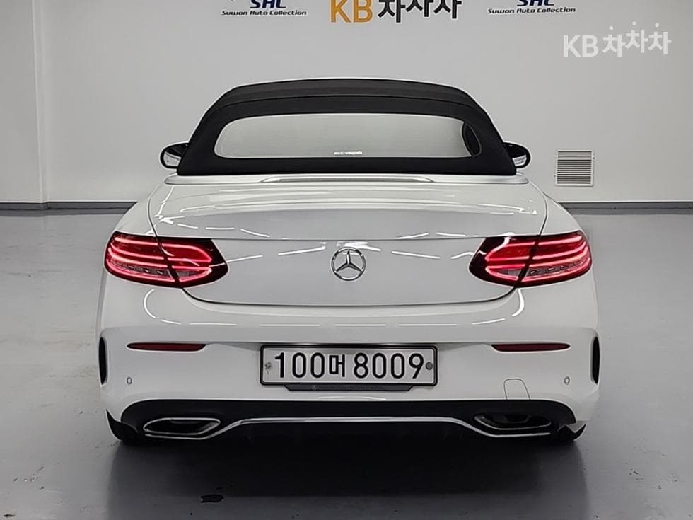 Mercedes-Benz The New (фейслифт) C-КласC200 Cabriolet - 3