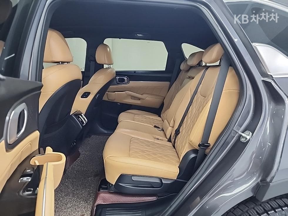 Kia The New (facelift) Sorento MQ42.2 Diesel 2WD Signature - 12