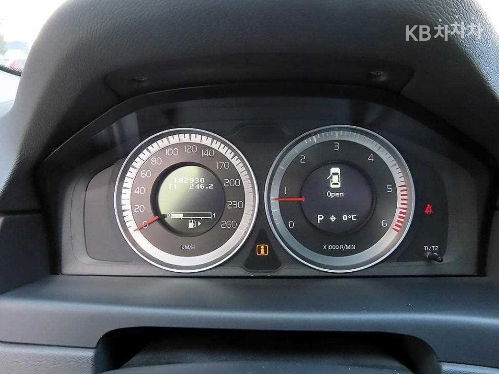 Volvo S80D3 - 9