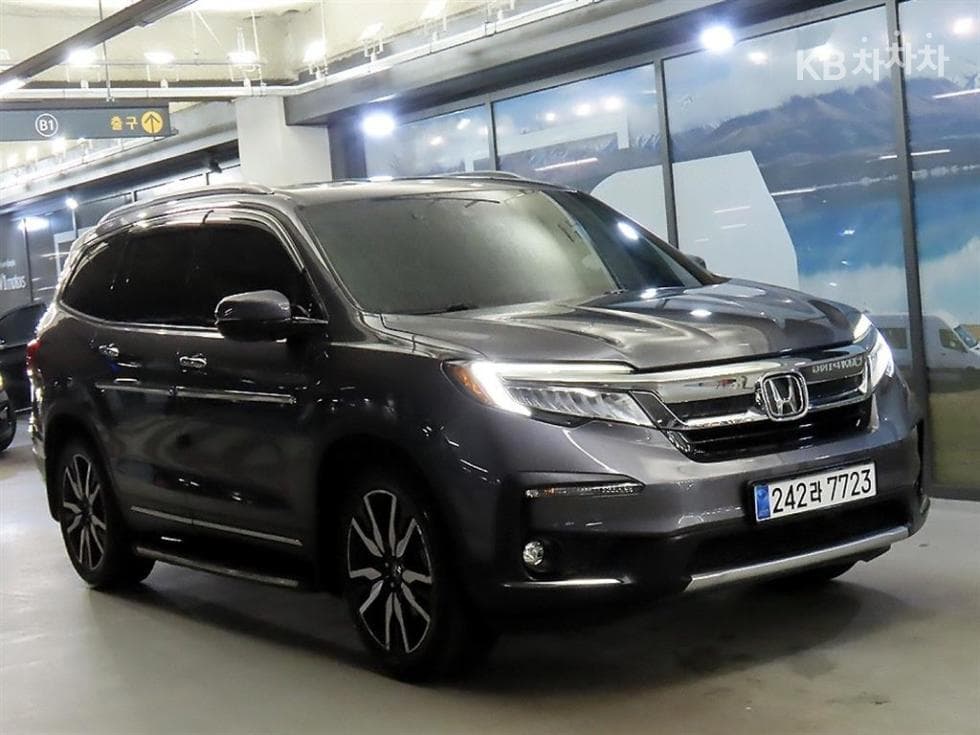 혼다 파일럿(3-토 поколение) 3.5 V6 4x4 Elite - Image 1