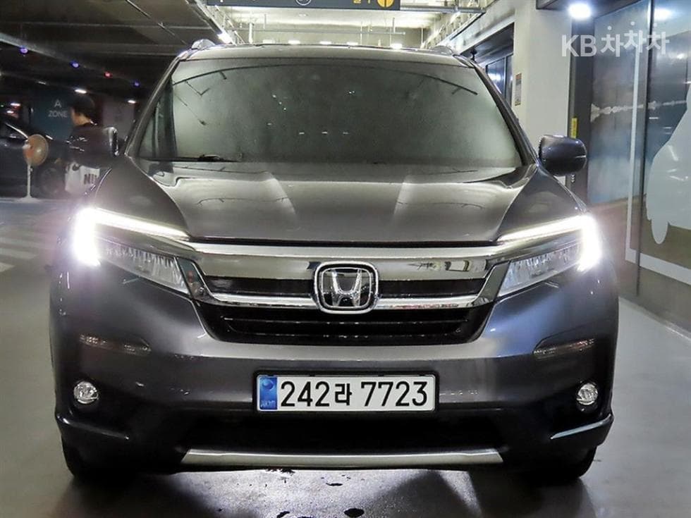 혼다 파일럿(3-토 поколение)3.5 V6 4x4 Elite - 2