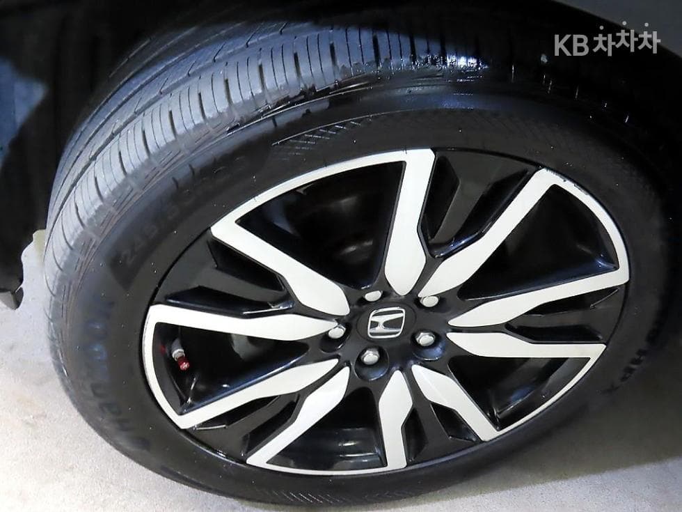 혼다 파일럿(3-토 поколение)3.5 V6 4x4 Elite - 20