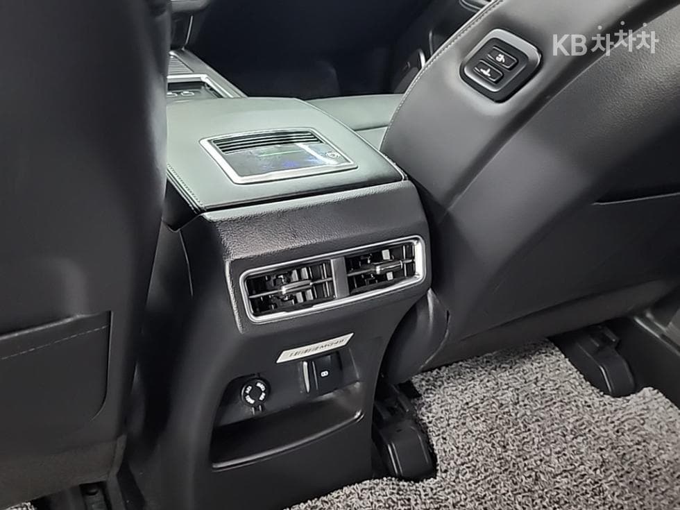 КейДжи Мобилити All New Rexton2.2 4x4 더 블랙 - 14